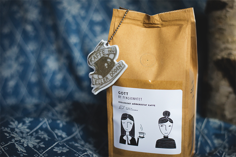 Kaffe och reflex från lokala småföretagare är ett bra present-tips!